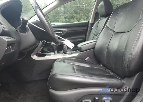 2015 Nissan Altima 2.5 z USA, uszkodzony, nr VIN 1N4AL3AP7FN347027